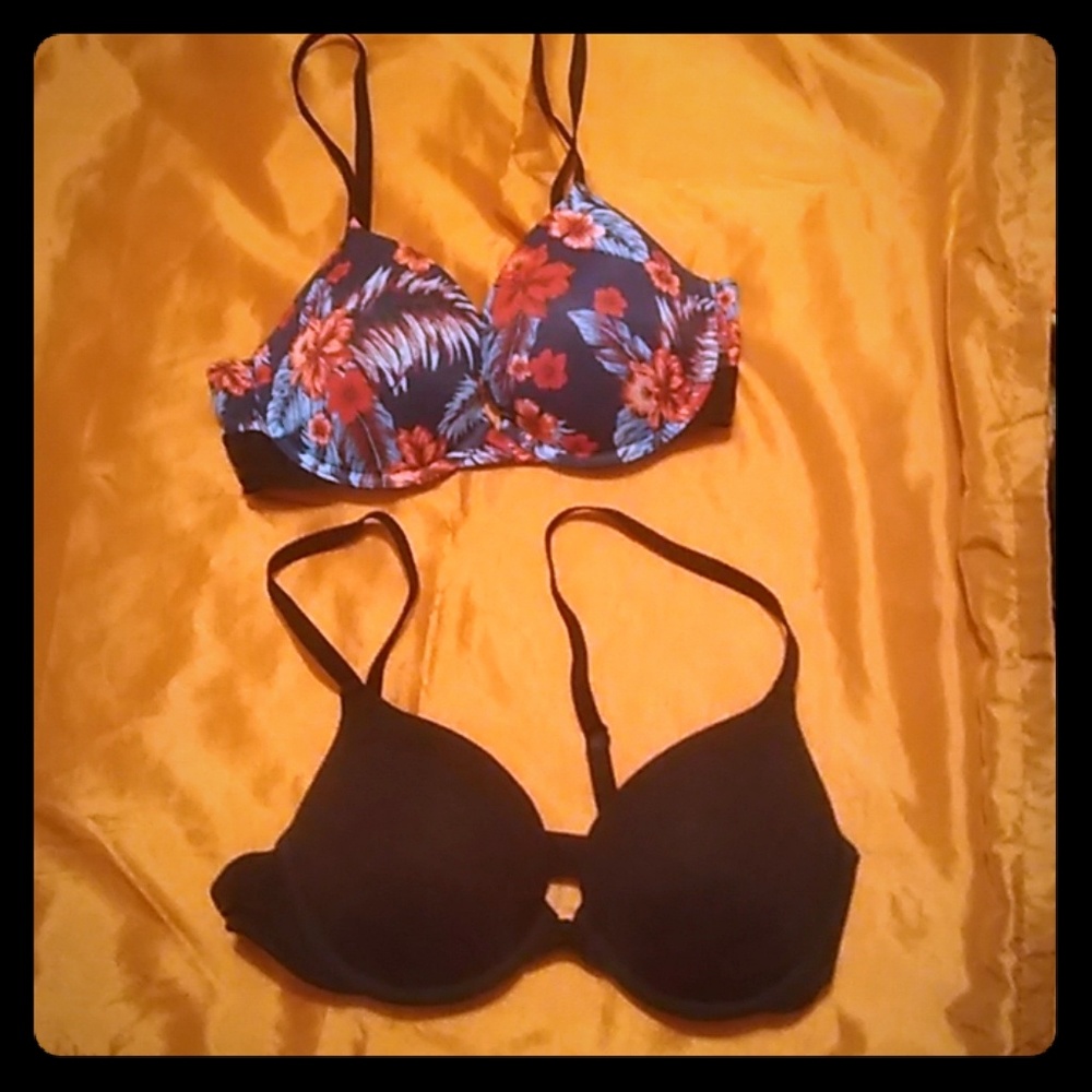 PINK Victorias Secret bra 36B (lot 2)